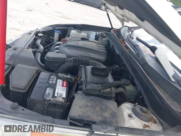 ✅ 2011 Hyundai Sonata SE • VIN: 5NPEC4AC7BH301707 • Lot: 42503643. Listed on IAAI with 121,388 mi. Free auction sales archive from the USA and detailed vehicle history report at DreamBid. Image 8.