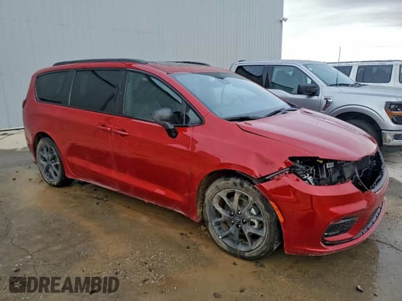 ✅ 2025 Chrysler Pacifica Limited • VIN: 2C4RC1GG9SR552550 • Lot: 95143325. Listed on Copart with 28,722 mi. Free auction sales archive from the USA and detailed vehicle history report at DreamBid. Image 4.