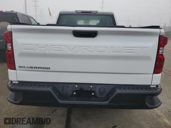 ✅ 2022 Chevrolet Silverado 1500 Work Truck • VIN: 1GCPAAEK2NZ529013 • Lot: 43654455. Wystawiony na Copart z przebiegiem 22 609 mil. Bezpłatny archiwum sprzedaży aukcyjnych z USA i szczegółowy raport historii pojazdu na DreamBid. Zdjęcie 6.
