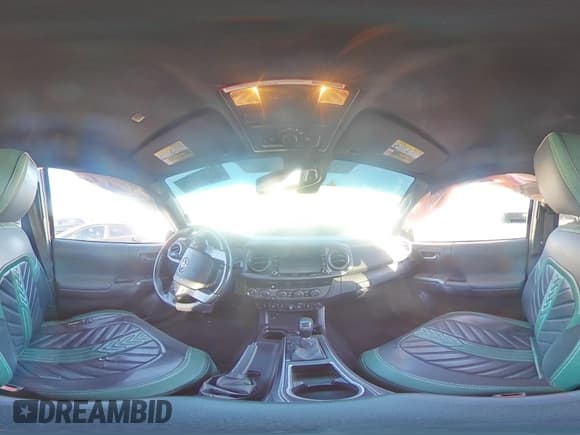 ✅ 2021 Toyota Tacoma TRD Off Road • VIN: 3TMCZ5AN1MM418130 • Lot: 89563635. Wystawiony na Copart z przebiegiem 110 538 mil. Bezpłatny archiwum sprzedaży aukcyjnych z USA i szczegółowy raport historii pojazdu na DreamBid. Zdjęcie 14.