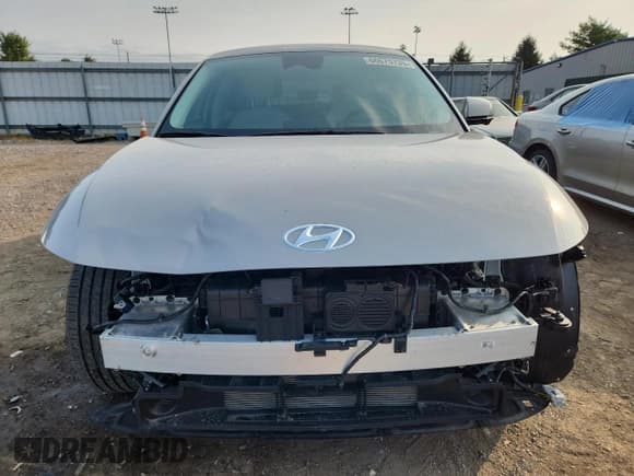 ✅ 2023 Hyundai Ioniq 5 Limited • VIN: KM8KRDAF2PU144995 • Lot: 66675735. Listed on Copart with 30,317 mi. Free auction sales archive from the USA and detailed vehicle history report at DreamBid. Image 5.