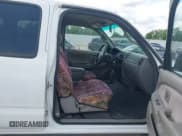 ✅ 2003 Toyota Tacoma PreRunner • VIN: 5TEGN92N33Z228124 • Лот: 43093615. Опубликован ранее на IAAI с пробегом 346 044 миль. Бесплатный доступ к архиву аукционных продаж из США и подробный отчёт об истории автомобиля на DreamBid. Изображение 5.