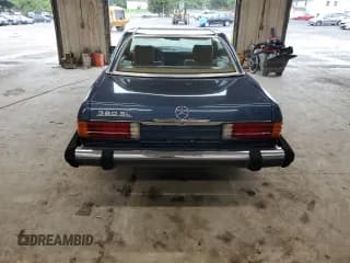 ✅ 1983 Mercedes-Benz 380 SL • VIN: WDBBA45A0DB019574 • Lot: 73357504. Wystawiony na Copart z przebiegiem 56 150 mil. Bezpłatny archiwum sprzedaży aukcyjnych z USA i szczegółowy raport historii pojazdu na DreamBid. Zdjęcie 6.