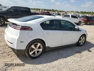 ✅ 2013 Chevrolet Volt • VIN: 1G1RH6E49DU130610 • Lot: 72317674. Wystawiony na Copart z przebiegiem 143 595 mil. Bezpłatny archiwum sprzedaży aukcyjnych z USA i szczegółowy raport historii pojazdu na DreamBid. Zdjęcie 3.