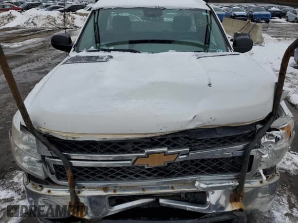 ✅ 2014 Chevrolet Silverado 2500HD Work Truck • VIN: 1GC0KVCG6EF166902 • Lot: 45173735. Wystawiony na Copart z przebiegiem 210 910 mil. Bezpłatny archiwum sprzedaży aukcyjnych z USA i szczegółowy raport historii pojazdu na DreamBid. Zdjęcie 11.