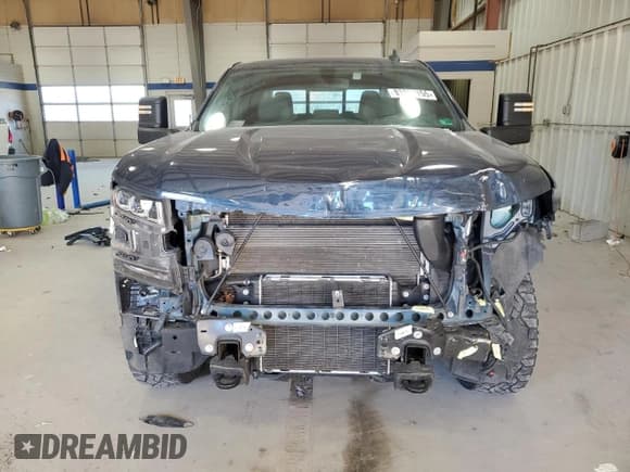 ✅ 2021 Chevrolet Silverado 1500 LT • VIN: 3GCUYDET9MG204611 • Lot: 91000155. Listed on Copart with 79,891 mi. Free auction sales archive from the USA and detailed vehicle history report at DreamBid. Image 5.