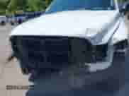 2024 Ram 1500 SLT z VIN 1C6RR7GG5RS157721, wystawiony jako IAAI lot #42962151 z przebiegiem 32 017 mil mil oraz . Historia ofert i sprzedaży dostępna na DreamBid. Obrazek 6.