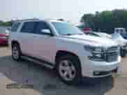 2019 Chevrolet Tahoe LT z VIN 1GNSKBKC5KR153517, wystawiony jako IAAI lot #42390642 z przebiegiem 52 034 mil mil oraz . Historia ofert i sprzedaży dostępna na DreamBid. Obrazek 1.