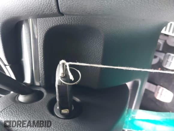 ✅ 2010 Volkswagen Golf GTI • VIN: WVWEV7AJ3AW030227 • Lot: 42717365. Listed on IAAI with 119,899 mi. Free auction sales archive from the USA and detailed vehicle history report at DreamBid. Image 11.