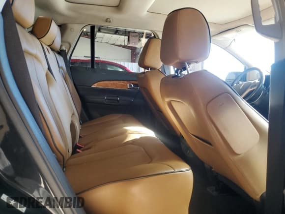 ✅ 2012 Lincoln MKX • VIN: 2LMDJ8JKXCBL11404 • Lot: 90244115. Wystawiony na Copart z przebiegiem 220 664 mil. Bezpłatny archiwum sprzedaży aukcyjnych z USA i szczegółowy raport historii pojazdu na DreamBid. Zdjęcie 11.