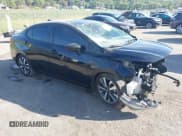 ✅ 2021 Nissan Versa SR • VIN: 3N1CN8FV6ML818618 • Lot: 43337990. Wystawiony na IAAI z przebiegiem Nie podano. Bezpłatny archiwum sprzedaży aukcyjnych z USA i szczegółowy raport historii pojazdu na DreamBid. Zdjęcie 1.