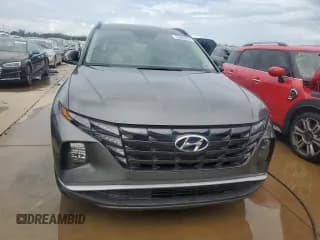 ✅ 2022 Hyundai Tucson SEL • VIN: 5NMJB3AE8NH138015 • Lot: 73965974. Wystawiony na Copart z przebiegiem 7 995 mil. Bezpłatny archiwum sprzedaży aukcyjnych z USA i szczegółowy raport historii pojazdu na DreamBid. Zdjęcie 5.