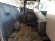 ✅ 2017 Chevrolet Colorado 2WD WT • VIN: 1GCHSBEA1H1314966 • Lot: 92275365. Wystawiony na Copart z przebiegiem 112 977 mil. Bezpłatny archiwum sprzedaży aukcyjnych z USA i szczegółowy raport historii pojazdu na DreamBid. Zdjęcie 10.