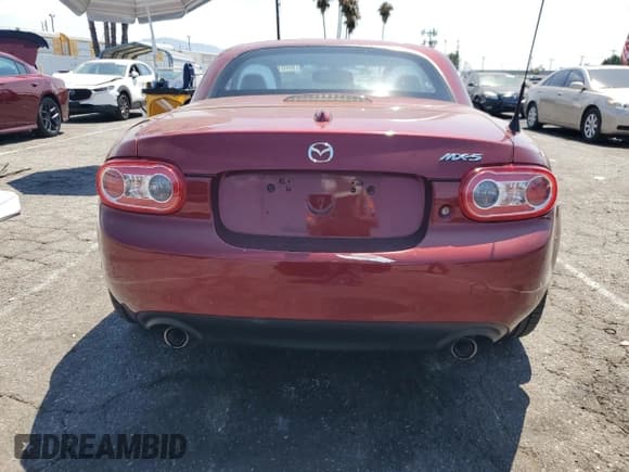 ✅ 2010 Mazda MX-5 Miata Grand Touring • VIN: JM1NC2FFXA0206433 • Lot: 64678035. Wystawiony na Copart z przebiegiem Nie podano. Bezpłatny archiwum sprzedaży aukcyjnych z USA i szczegółowy raport historii pojazdu na DreamBid. Zdjęcie 6.