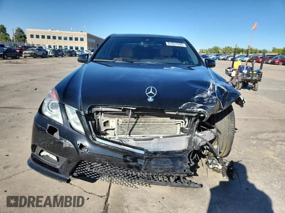 ✅ 2011 Mercedes-Benz E 550 Luxury • VIN: WDDHF9AB2BA334250 • Lot: 81057345. Listed on Copart with 83,079 mi. Free auction sales archive from the USA and detailed vehicle history report at DreamBid. Image 5.