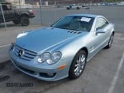 ✅ 2007 Mercedes-Benz SL 550 • VIN: WDBSK71F37F132867 • Lot: 40616559. Wystawiony na IAAI z przebiegiem 45 914 mil. Bezpłatny archiwum sprzedaży aukcyjnych z USA i szczegółowy raport historii pojazdu na DreamBid. Zdjęcie 17.