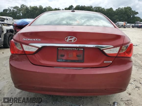 ✅ 2013 Hyundai Sonata SE • VIN: 5NPEC4AC9DH673147 • Lot: 73399854. Listed on Copart with 219,916 mi. Free auction sales archive from the USA and detailed vehicle history report at DreamBid. Image 6.