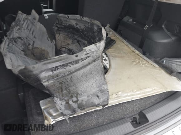 ✅ 2023 Volkswagen Tiguan SE • VIN: 3VV3B7AX4PM095392 • Lot: 42830053. Listed on IAAI with 14,674 mi. Free auction sales archive from the USA and detailed vehicle history report at DreamBid. Image 12.