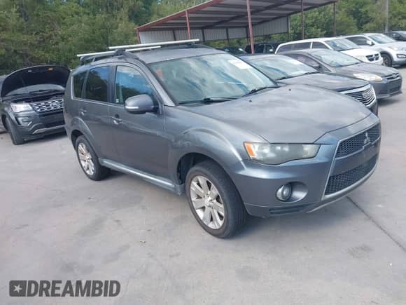 2011 Mitsubishi Outlander SE with VIN JA4AS3AW7BU031559, listed as a IAAI auction lot 43398627 with 323,061 mi miles and . Bid and sale history available at DreamBid. Image 1.