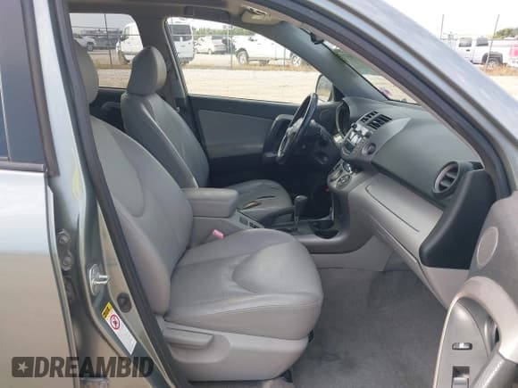 ✅ 2007 Toyota RAV4 Limited • VIN: JTMBK31V175040521 • Lot: 43130571. Listed on IAAI with 129,045 mi. Free auction sales archive from the USA and detailed vehicle history report at DreamBid. Image 5.