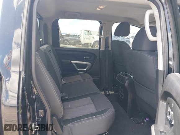 ✅ 2022 Nissan Titan SV • VIN: 1N6AA1ED7NN100171 • Лот: 42585817. Опубликован ранее на IAAI с пробегом 54 139 миль. Бесплатный доступ к архиву аукционных продаж из США и подробный отчёт об истории автомобиля на DreamBid. Изображение 8.