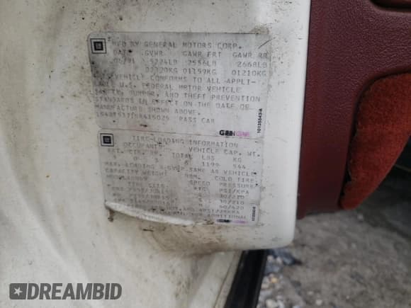 ✅ 1992 Buick Roadmaster Ltd • VIN: 1G4BT5371NR415025 • Lot: 48989145. Wystawiony na Copart z przebiegiem 54 138 mil. Bezpłatny archiwum sprzedaży aukcyjnych z USA i szczegółowy raport historii pojazdu na DreamBid. Zdjęcie 14.