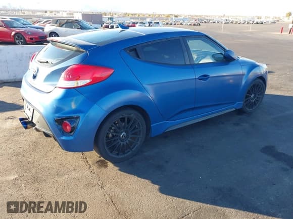 ✅ 2016 Hyundai Veloster Turbo • VIN: KMHTC6AE6GU262444 • Lot: 41309467. Wystawiony na IAAI z przebiegiem 72 830 mil. Bezpłatny archiwum sprzedaży aukcyjnych z USA i szczegółowy raport historii pojazdu na DreamBid. Zdjęcie 4.