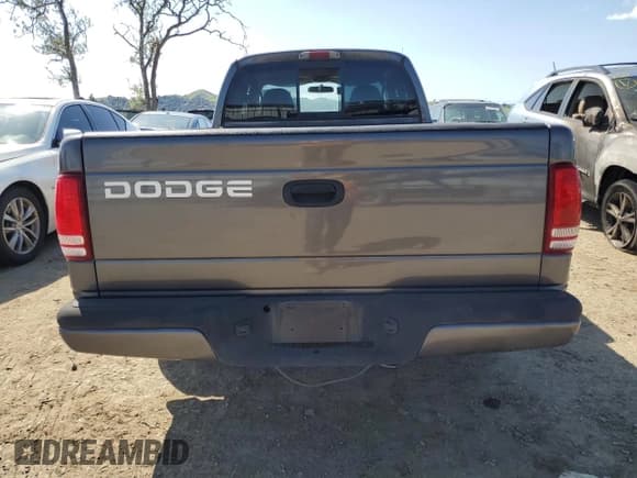 ✅ 2002 Dodge Dakota Sport • VIN: 1B7GL32N62S551525 • Lot: 48777025. Wystawiony na Copart z przebiegiem 91 438 mil. Bezpłatny archiwum sprzedaży aukcyjnych z USA i szczegółowy raport historii pojazdu na DreamBid. Zdjęcie 6.