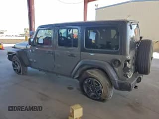 ✅ 2018 Jeep Wrangler Unlimited Sport S • VIN: 1C4HJXDG1JW240320 • Лот: 91825665. Опубликован ранее на Copart с пробегом 86 648 миль. Бесплатный доступ к архиву аукционных продаж из США и подробный отчёт об истории автомобиля на DreamBid. Изображение 2.