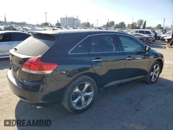 ✅ 2011 Toyota Venza • VIN: 4T3BK3BB4BU052703 • Lot: 90755305. Wystawiony na Copart z przebiegiem 194 231 mil. Bezpłatny archiwum sprzedaży aukcyjnych z USA i szczegółowy raport historii pojazdu na DreamBid. Zdjęcie 3.