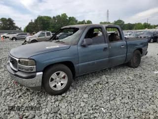 ✅ 2007 GMC Sierra 1500 SLE1 • VIN: 2GTEC13ZX71169406 • Лот: 56033285. Опубликован ранее на Copart с пробегом Не указан. Бесплатный доступ к архиву аукционных продаж из США и подробный отчёт об истории автомобиля на DreamBid. Изображение 1.