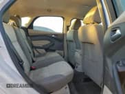 ✅ 2013 Ford Focus SE • VIN: 1FADP3K29DL104753 • Lot: 94270925. Wystawiony na Copart z przebiegiem 165 719 mil. Bezpłatny archiwum sprzedaży aukcyjnych z USA i szczegółowy raport historii pojazdu na DreamBid. Zdjęcie 10.