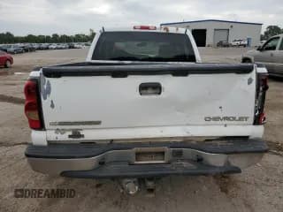 ✅ 2005 Chevrolet Silverado 1500 LS • VIN: 2GCEC13T451226823 • Лот: 65417044. Опубликован ранее на Copart с пробегом 267 582 миль. Бесплатный доступ к архиву аукционных продаж из США и подробный отчёт об истории автомобиля на DreamBid. Изображение 6.