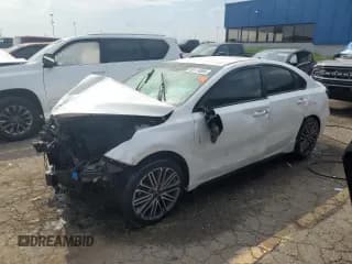 ✅ 2022 Kia Forte GT • VIN: 3KPF44ACXNE499564 • Lot: 68174565. Wystawiony na Copart z przebiegiem Nie podano. Bezpłatny archiwum sprzedaży aukcyjnych z USA i szczegółowy raport historii pojazdu na DreamBid. Zdjęcie 1.