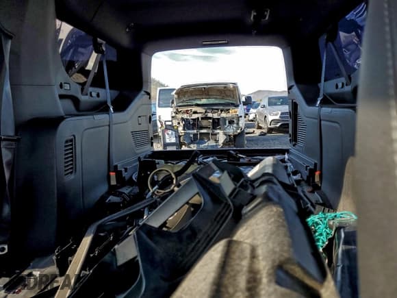 ✅ 2021 Chevrolet Suburban LS • VIN: 1GNSCBKD8MR382010 • Lot: 93961765. Listed on Copart with Not provided. Free auction sales archive from the USA and detailed vehicle history report at DreamBid. Image 10.