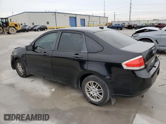 ✅ 2010 Ford Focus SE • VIN: 1FAHP3FN3AW147811 • Lot: 82759575. Listed on Copart with 135,847 mi. Free auction sales archive from the USA and detailed vehicle history report at DreamBid. Image 2.