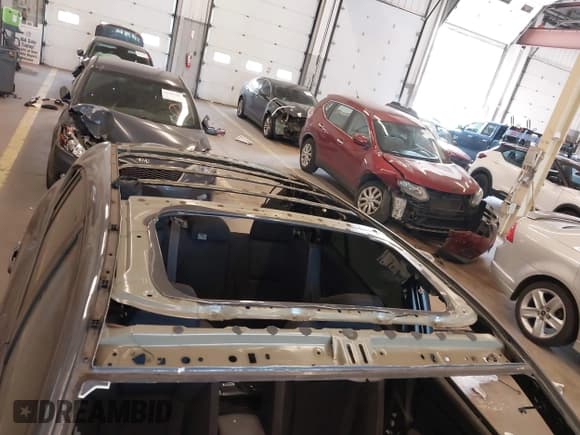 ✅ 2019 Subaru Impreza Special Sports • VIN: 4S3GTAM65K3731471 • Lot: 42225933. Listed on IAAI with 80,900 mi. Free auction sales archive from the USA and detailed vehicle history report at DreamBid. Image 19.