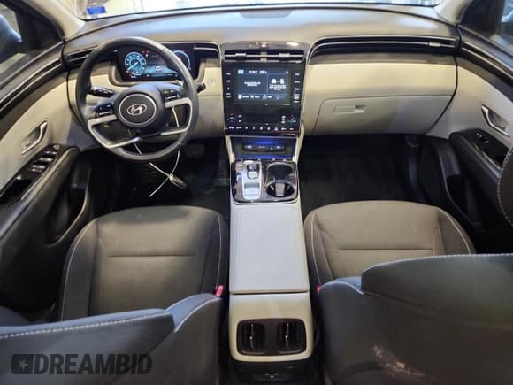 ✅ 2022 Hyundai Tucson SEL Convenience • VIN: KM8JFCA19NU058986 • Lot: 91448185. Listed on Copart with 57,812 mi. Free auction sales archive from the USA and detailed vehicle history report at DreamBid. Image 8.