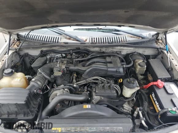 ✅ 2005 Ford Explorer • VIN: 1FMDU63K25UA14984 • Лот: 71042224. Опубликован ранее на Copart с пробегом 134 390 миль. Бесплатный доступ к архиву аукционных продаж из США и подробный отчёт об истории автомобиля на DreamBid. Изображение 11.