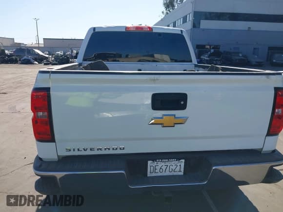 ✅ 2015 Chevrolet Silverado 1500 LT • VIN: 3GCUKREC0FG293390 • Лот: 41321751. Опубликован ранее на IAAI с пробегом Не указан. Бесплатный доступ к архиву аукционных продаж из США и подробный отчёт об истории автомобиля на DreamBid. Изображение 17.