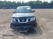 ✅ 2018 Nissan Frontier SV • VIN: 1N6AD0EV0JN725029 • Lot: 43172809. Wystawiony na IAAI z przebiegiem 157 923 mil. Bezpłatny archiwum sprzedaży aukcyjnych z USA i szczegółowy raport historii pojazdu na DreamBid. Zdjęcie 13.