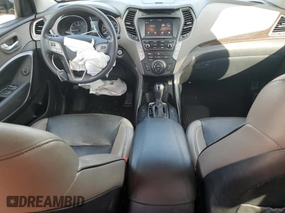 ✅ 2018 Hyundai Santa Fe 2.4L • VIN: 5XYZU3LB2JG511912 • Лот: 44390174. Опубликован ранее на Copart с пробегом 74 835 миль. Бесплатный доступ к архиву аукционных продаж из США и подробный отчёт об истории автомобиля на DreamBid. Изображение 8.