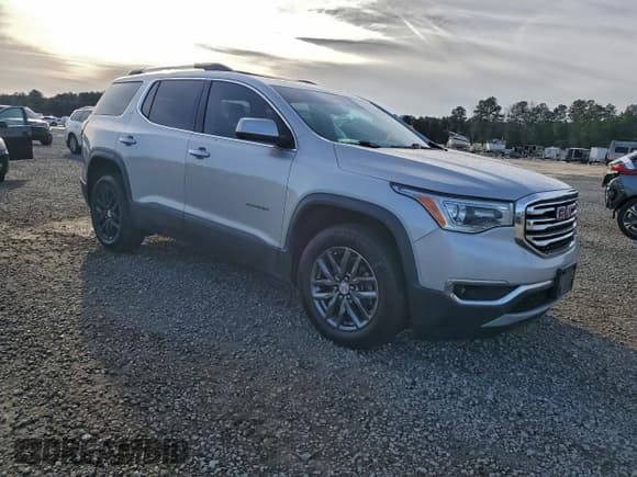 ✅ 2018 GMC Acadia SLT • VIN: 1GKKNULS8JZ154536 • Лот: 94811475. Опубликован ранее на Copart с пробегом 129 410 миль. Бесплатный доступ к архиву аукционных продаж из США и подробный отчёт об истории автомобиля на DreamBid. Изображение 4.