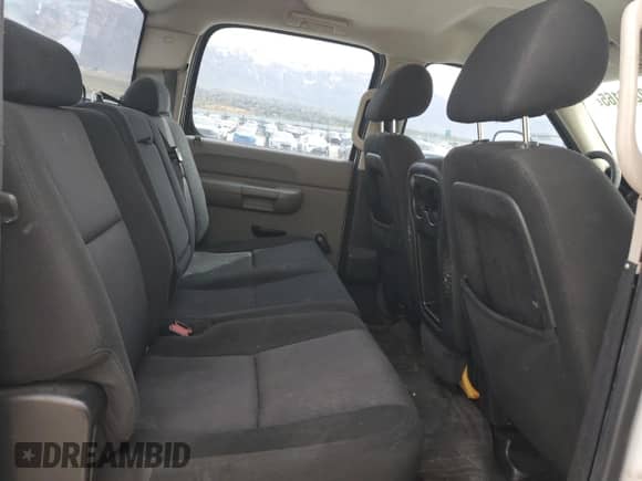 2010 Chevrolet Silverado 2500HD Work Truck z VIN 1GC4KVBG2AF141122, wystawiony jako Copart lot #52202165 z przebiegiem 197 265 mil mil oraz Szkoda całkowita • Salvage title. Historia ofert i sprzedaży dostępna na DreamBid. Obrazek 10.