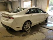 ✅ 2015 Lincoln MKZ • VIN: 3LN6L2J92FR607094 • Lot: 82484395. Wystawiony na Copart z przebiegiem 120 430 mil. Bezpłatny archiwum sprzedaży aukcyjnych z USA i szczegółowy raport historii pojazdu na DreamBid. Zdjęcie 3.