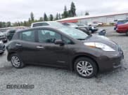 ✅ 2017 Nissan LEAF S • VIN: 1N4BZ0CP6HC300469 • Lot: 43194766. Wystawiony na IAAI z przebiegiem 38 644 mil. Bezpłatny archiwum sprzedaży aukcyjnych z USA i szczegółowy raport historii pojazdu na DreamBid. Zdjęcie 14.