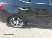 ✅ 2017 Hyundai Elantra SE • VIN: 5NPD84LF2HH035817 • Lot: 43223827. Listed on IAAI with 76,883 mi. Free auction sales archive from the USA and detailed vehicle history report at DreamBid. Image 6.