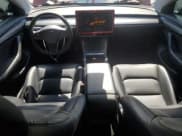 ✅ 2023 Tesla Model 3 • VIN: 5YJ3E1EA8PF571897 • Lot: 57482675. Wystawiony na Copart z przebiegiem 28 091 mil. Bezpłatny archiwum sprzedaży aukcyjnych z USA i szczegółowy raport historii pojazdu na DreamBid. Zdjęcie 8.