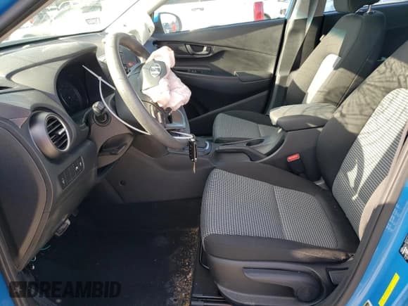 ✅ 2021 Hyundai Kona SE • VIN: KM8K1CAA6MU604841 • Лот: 77482353. Опубликован ранее на Copart с пробегом 56 659 миль. Бесплатный доступ к архиву аукционных продаж из США и подробный отчёт об истории автомобиля на DreamBid. Изображение 7.