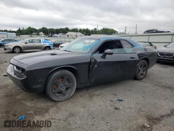 ✅ 2010 Dodge Challenger SE • VIN: 2B3CJ4DV9AH260953 • Лот: 67105825. Опубликован ранее на Copart с пробегом 129 291 миль. Бесплатный доступ к архиву аукционных продаж из США и подробный отчёт об истории автомобиля на DreamBid. Изображение 1.